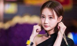 女主进入娱乐圈吃瓜